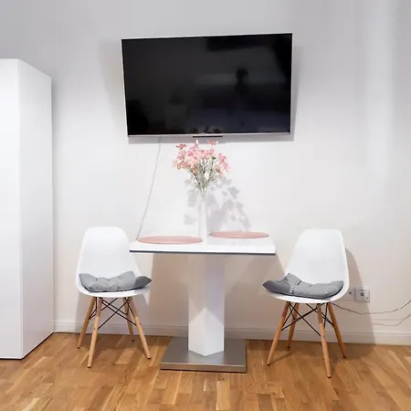 New! Romantic Apartment! In Centre! Florence! アパート プラハ